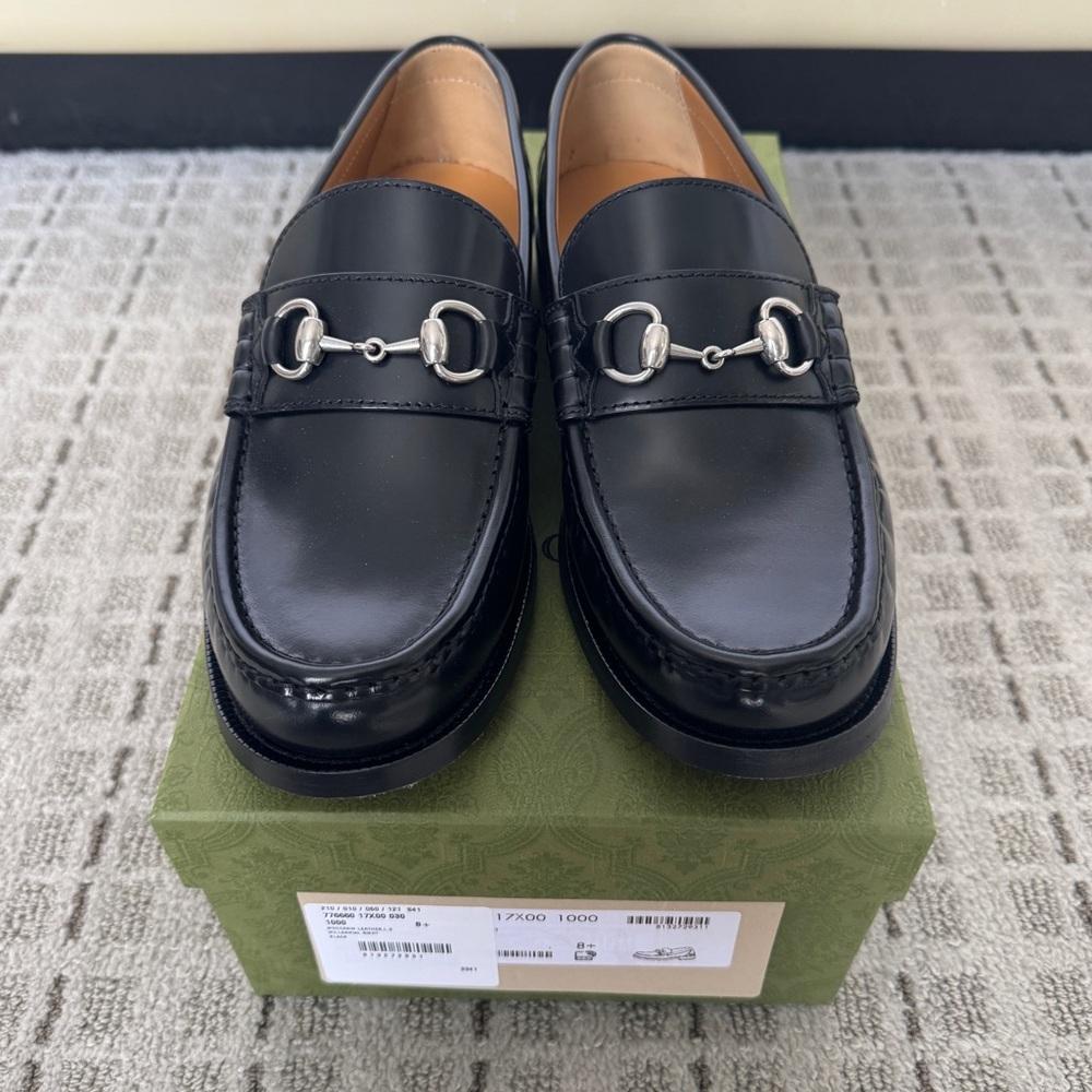Worn once mens Gucci horsebit loafers